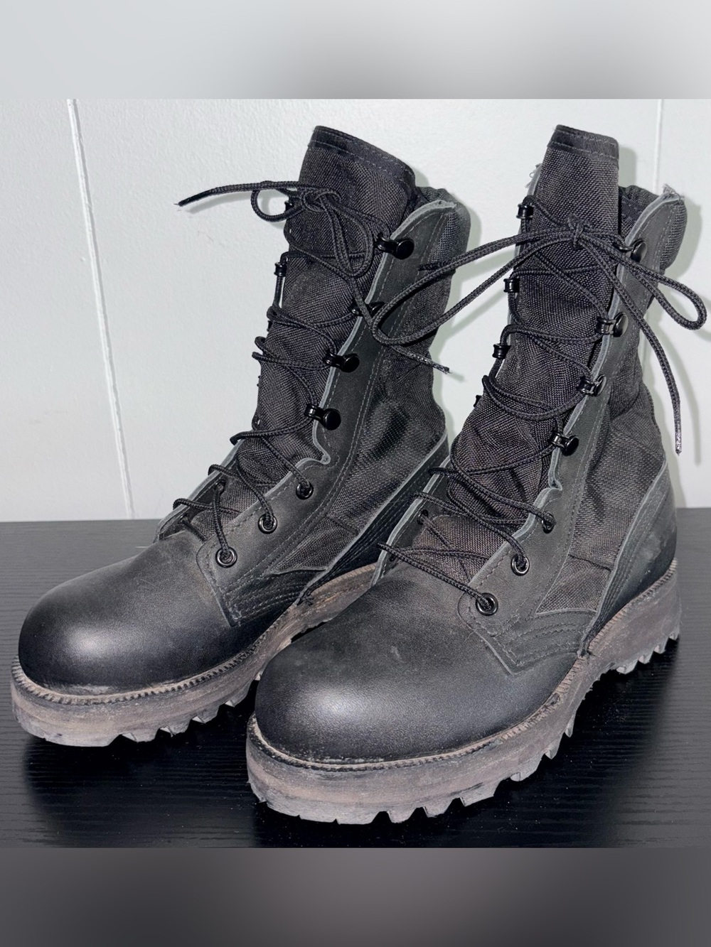 Belleville 220 TRP ST Black Combat Tactical Boots Size 4.5 R Vibram Steel Toe